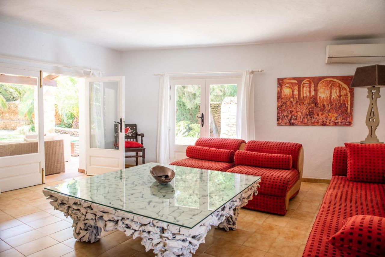Villa 8br, Sea Views, Walk To The Beach, Pool *