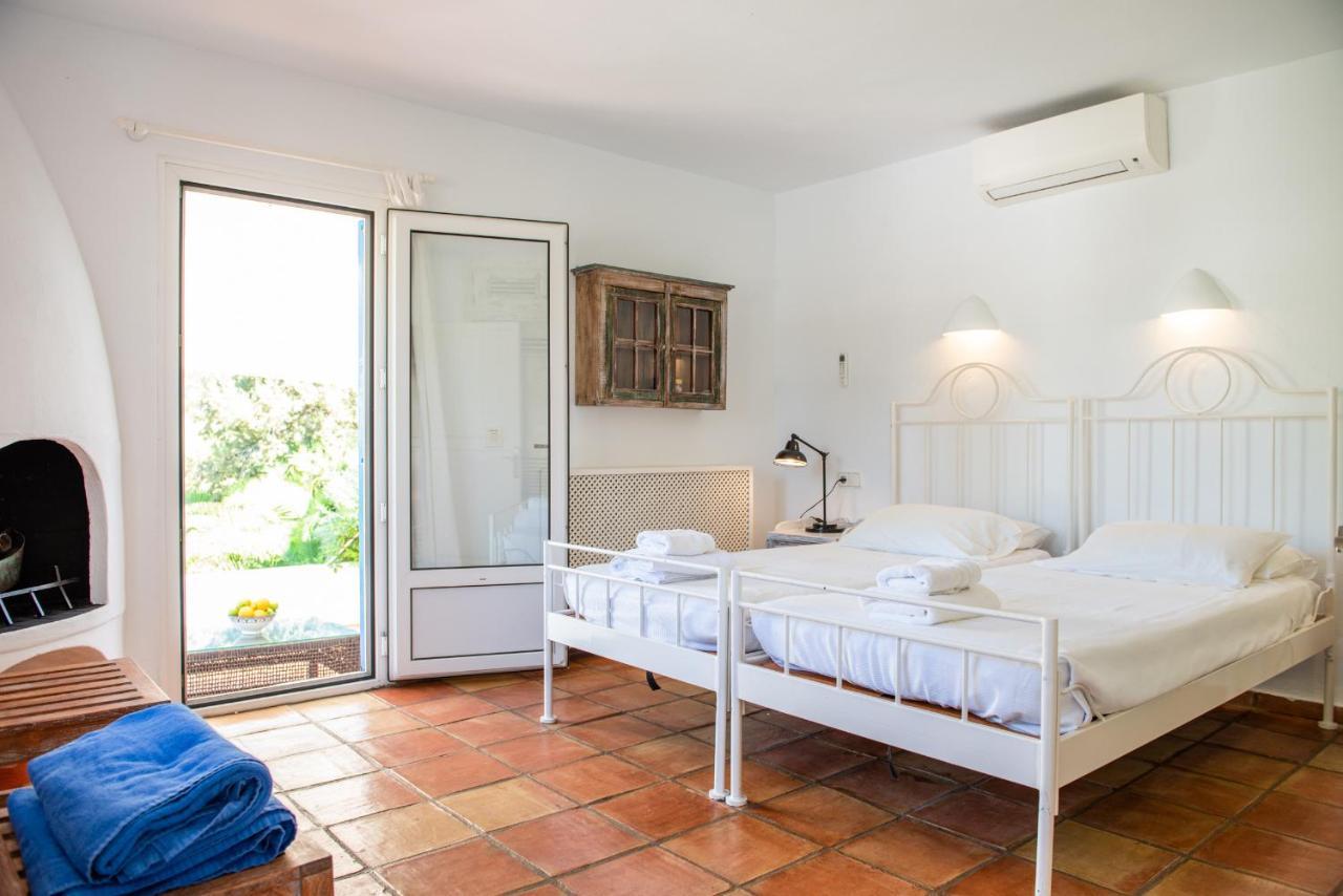 Villa 8br, Sea Views, Walk To The Beach, Pool