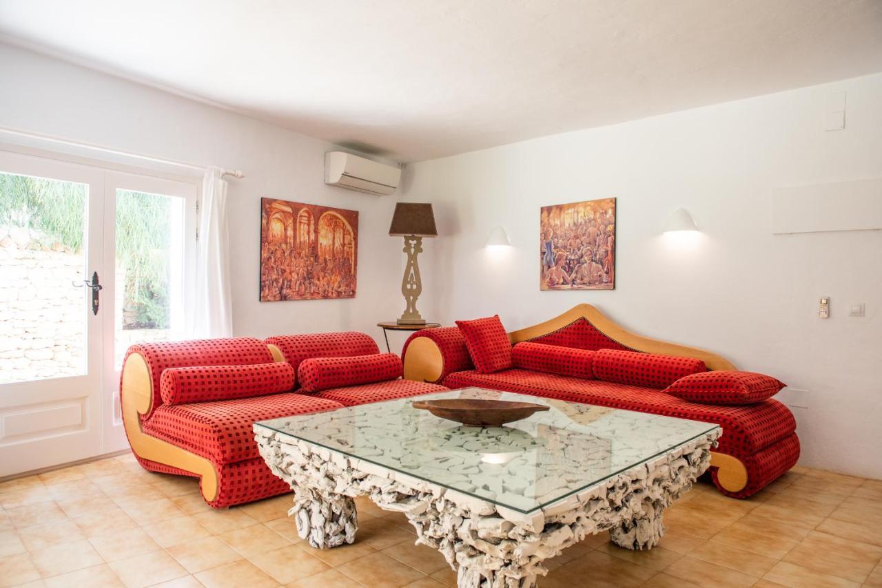 8br, Sea Views, Walk To The Beach, Pool * Santa Eularia des Riu
